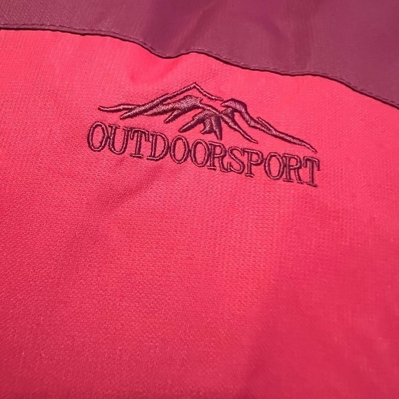 Outdoor Diamond Candy gore-tex pink and purple medium weight jacket with hood - Picture 9 of 12